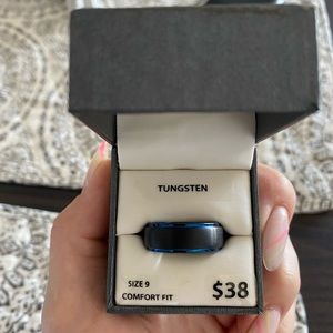 Men’s ring